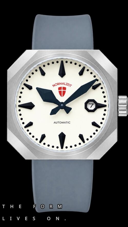 Normalzeit automatic wristwatch carrying the street clock design language